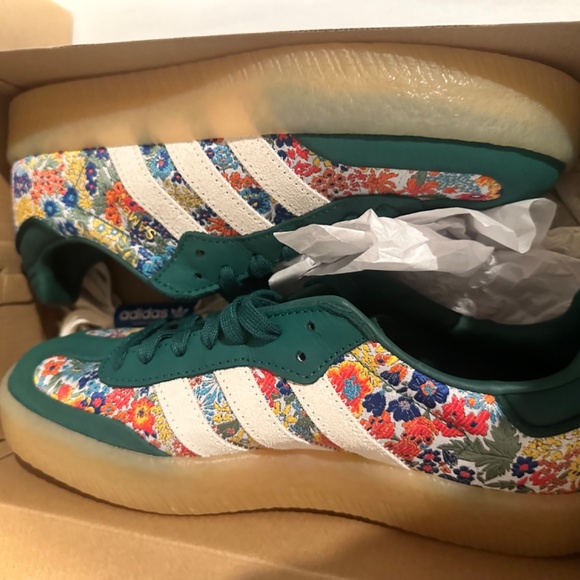 Limited Edition Sambae - Picture 2 of 3